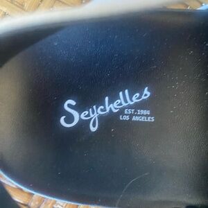 Seychelles Black Sandals